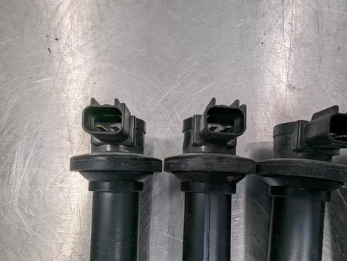 2001-2002 Yamaha YZF R6 OEM Ignition Coil Packs Set of Four - 5EB-82310-00-00