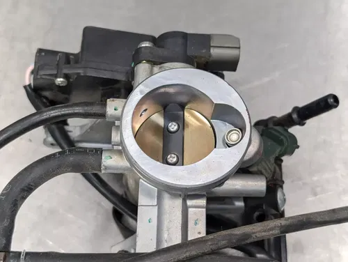 2012-2016 Kawasaki Ninja 650 OEM Throttle Bodies Body Assembly - 16163-0714