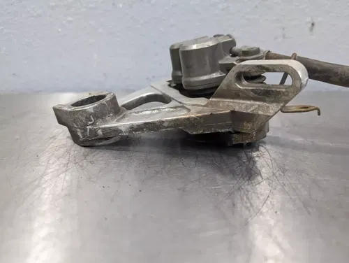 2001-2002 Yamaha R6 YZFR6 OEM Rear Brake Master Cylinder Caliper Bracket Line