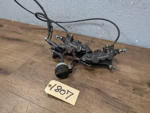 1996-2003 Kawasaki ZX7R OEM Front Brake Master Cylinder Calipers - 43015-1577