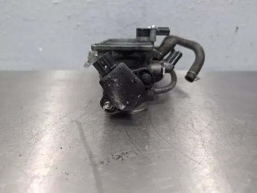07-12 Honda CBR600RR OEM Main Fuel Injectors Throttle Bodies - 16400-MFJ-A01