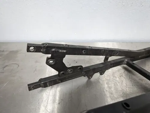 YAMAHA 06-15 FZ1 2015 FZS1 OEM REAR SUBFRAME BACK SUB FRAME 2D1-21190-01-P0