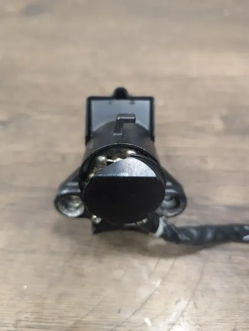 2005 KAWASAKI NINJA ZX10R OEM IGNITION LOCK - 27005-5139 *NO KEY*