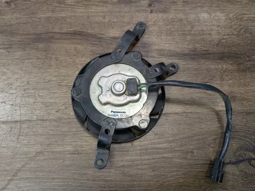 06-20 YAMAHA YZF R6 OEM LEFT ENGINE RADIATOR COOLING FAN MOTOR - 2C0-12405-10-00