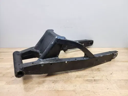 GSXR750 Rear Swingarm Assy. ~Back Swing Arm *STRAIGHT! 06-07 GSXR 600/750