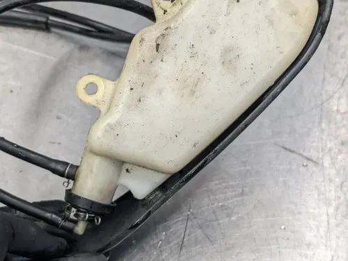 01-02 YAMAHA YZF R6 YZFR6 COOLANT WATER TANK RESERVOIR BOTTLE - 5EB-21871-01-00