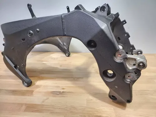 YAMAHA FZ10 MT10 2017-2022 MAIN FRAME CHASSIS CLN TTL IN HAND EZ REG (2017)