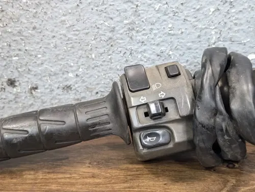 05-06 Kawasaki Ninja ZX6R OEM Left Horn Signals Switch Handle Bar - 46091-0125