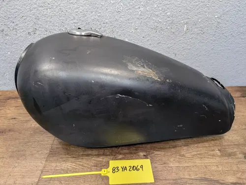 1983 YAMAHA XV750 VIRAGO XV 750 OEM FUEL GAS TANK - 4X7-24110-01-07