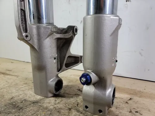 08 09 10 BUELL 1125CR 1125R FRONT FORK STRAIGHT