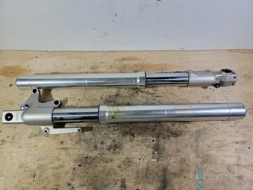 08 09 10 BUELL 1125CR 1125R FRONT FORK STRAIGHT