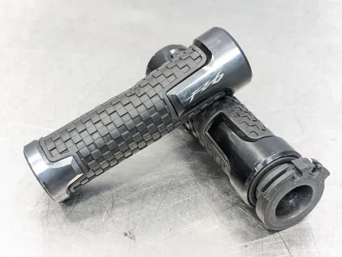 2004-2009 Yamaha YZ6 Left and Right Grip Throttle Tube - 4YR-26241-03-00