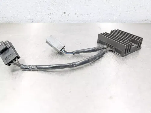 2007 07-08 Kawasaki Ninja ZX6R ZX6 ZX600P OEM Regulator Rectifier Voltage Charge
