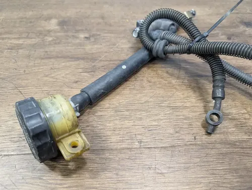 1996-2003 Kawasaki ZX7R OEM Front Brake Master Cylinder - 43015-1577