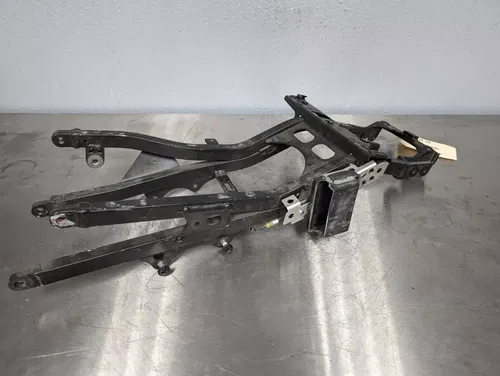 2005-2006 KAWASAKI NINJA ZX6R 636 OEM STRAIGHT REAR SUBFRAME BACK SUB FRAME