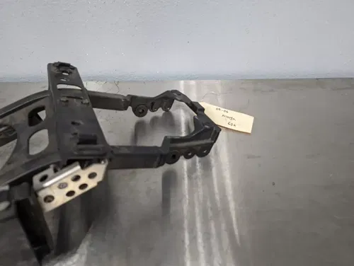 2005-2006 KAWASAKI NINJA ZX6R 636 OEM STRAIGHT REAR SUBFRAME BACK SUB FRAME