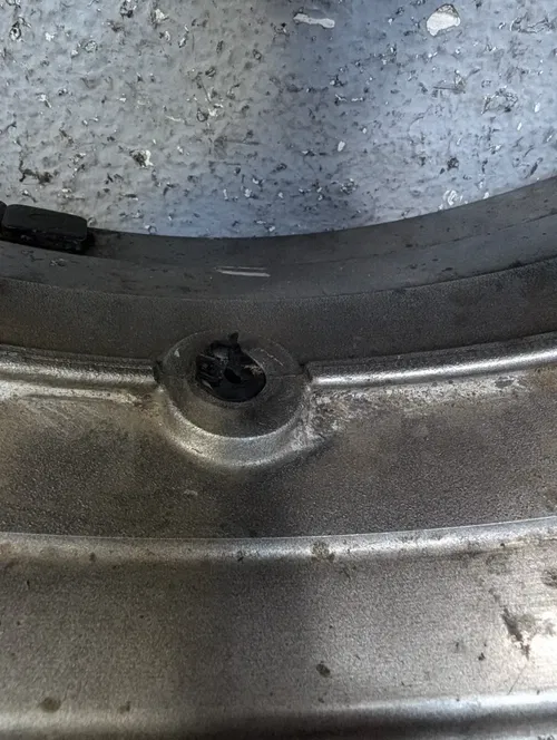 2005-2006 KAWASAKI NINJA ZX6R 636 OEM REAR WHEEL RIM 17 X 5.50 - 41073-0040-2A