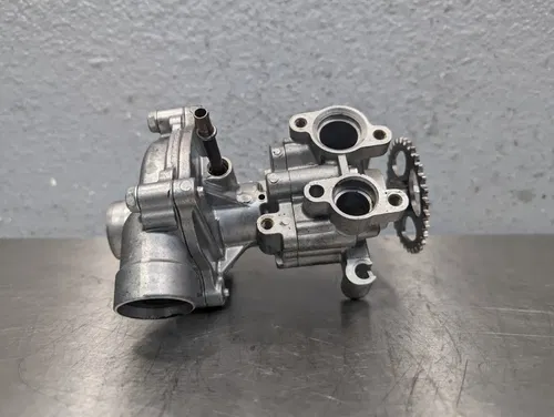 2008-2015 YAMAHA YZF R1 OEM ENGINE WATER OIL PUMP - 4C8-12420-21-00