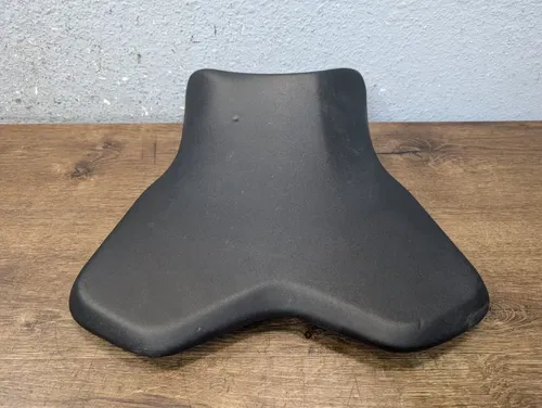 2015-2024 YAMAHA YZF R1 OEM FRONT DRIVER SEAT SADDLE Y2CR - 2CR-24710-01-00