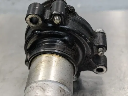 1988-2007 Kawasaki Ninja EX250 250 R OEM Engine Water Pump Assy - 49044-1086