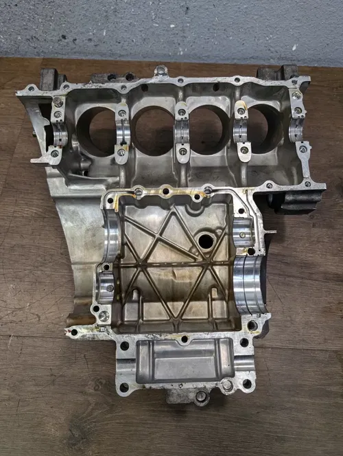 2001 Honda CBR 600 F4 Engine Motor Upper & Lower Crankcase & Crankshaft