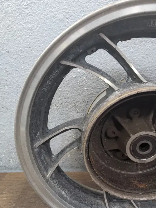 1982 YAMAHA VIRAGO 750 XV750 OEM REAR WHEEL RIM - 4H7-25338-29-98