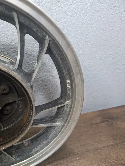 1982 YAMAHA VIRAGO 750 XV750 OEM REAR WHEEL RIM - 4H7-25338-29-98