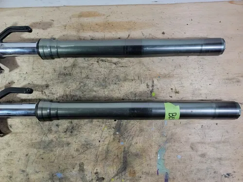 09-12 KAWASAKI ZX6R FRONT FORKS STRAIGHT 17K MILES Left Side Barely Bent
