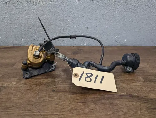 05-06 KAWASAKI NINJA ZX6R OEM RIGHT REAR SET BRAKE MASTER CYLINDER - 43015-0033