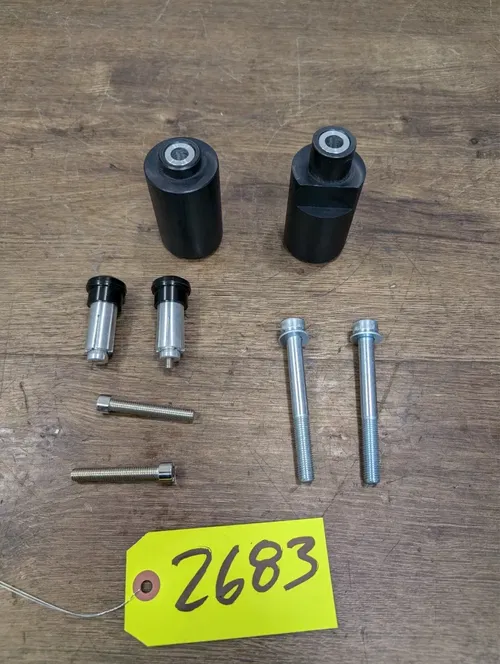 2004-2005 Suzuki GSXR 600 Frame Sliders Crash Protector No Cut - Black