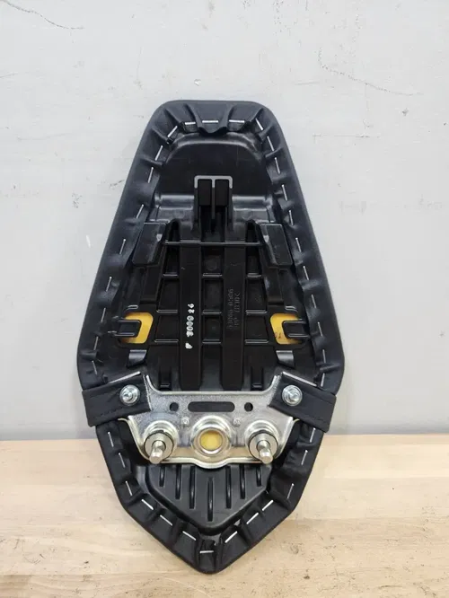16-23 KAWASAKI NINJA ZX10R OEM REAR BACK PASSENGER SEAT PILLION - 53066-0506-12Y