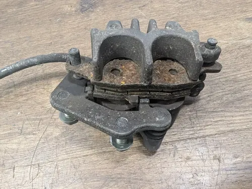 2007 SUZUKI GS 500 GS500 OEM FRONT BRAKE MASTER CYLINDER CALIPER 59100-33D81-999