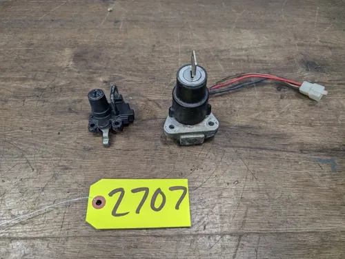 1981-1983 YAMAHA VIRAGO XV750 IGNITION SWITCH STEERING LOCK AND HELMET LOCK