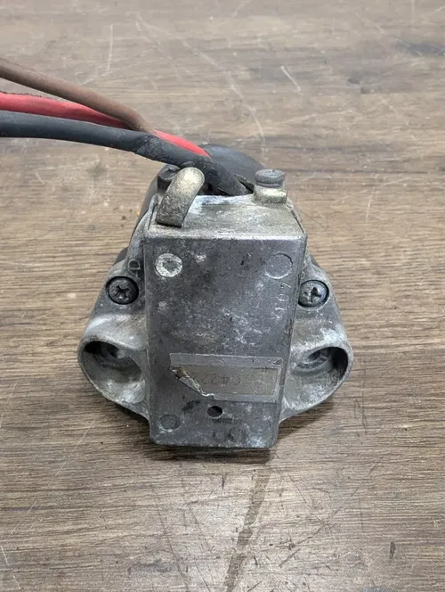 1981-1983 YAMAHA VIRAGO XV750 IGNITION SWITCH STEERING LOCK AND HELMET LOCK