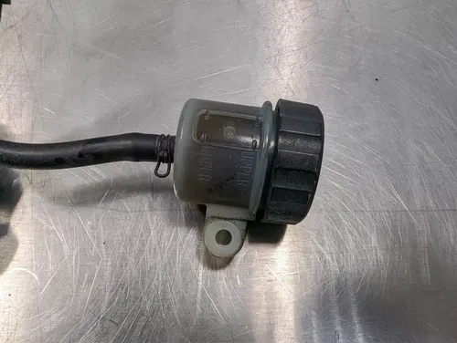 03-04 Yamaha YZF R6 06-09 R6S OEM Rear Brake Master Cylinder Caliper Bracket