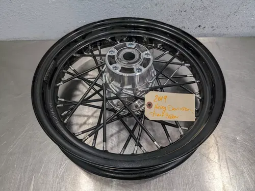 07-24 Harley Davidson Softail FXBB 1YJJ Street Bob Rear Wheel Black Spoke 16x3