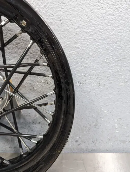 07-24 Harley Davidson Softail FXBB 1YJJ Street Bob Rear Wheel Black Spoke 16x3