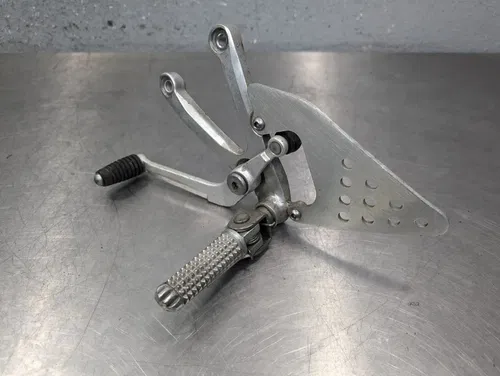 01-02 Yamaha YZF R6 LEFT REARSET REAR SET FOOT PEG W SHIFTER - 5EB-27442-00-00