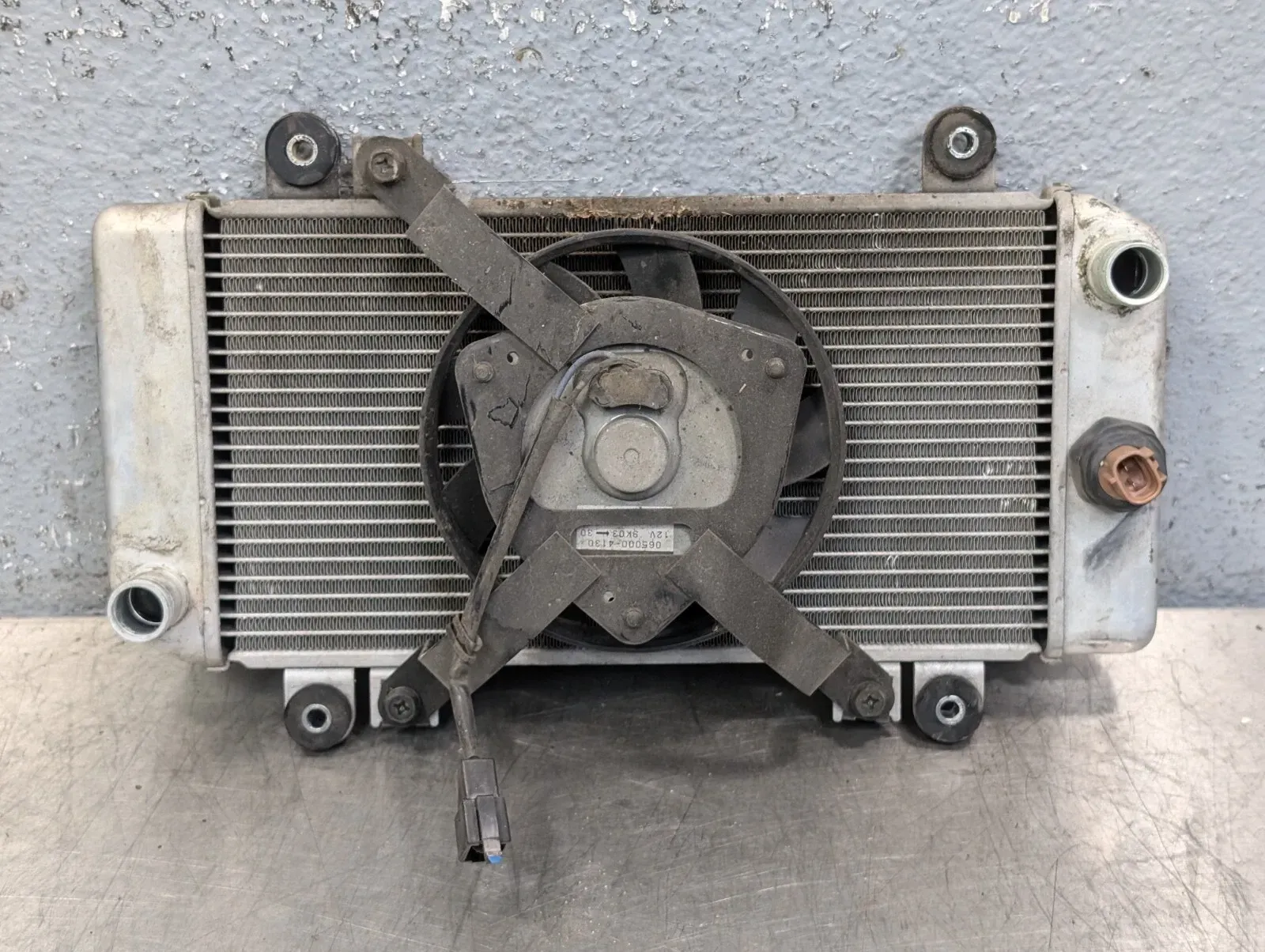 2008-2012 KAWASAKI NINJA 250R OEM ENGINE RADIATOR MOTOR COOLER COOLING ASSEMBLY