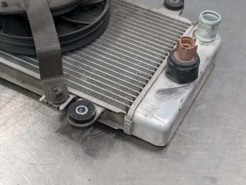 2008-2012 KAWASAKI NINJA 250R OEM ENGINE RADIATOR MOTOR COOLER COOLING ASSEMBLY
