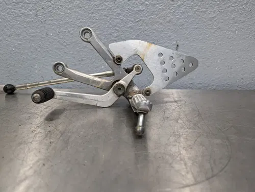 99-02 Yamaha YZF R6 LEFT REARSET REAR SET FOOT PEG W SHIFTER - 5EB-27442-00-00