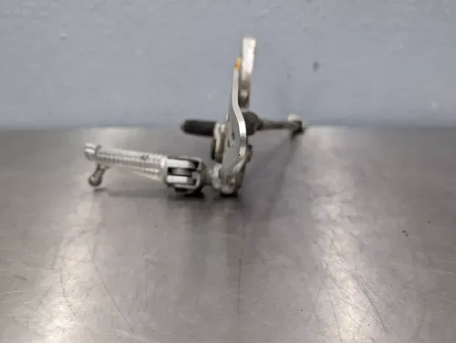 99-02 Yamaha YZF R6 LEFT REARSET REAR SET FOOT PEG W SHIFTER - 5EB-27442-00-00