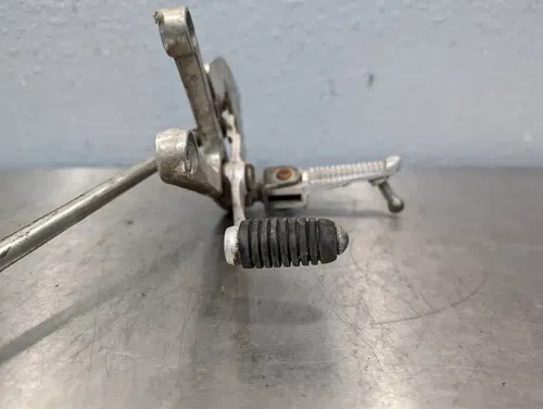 99-02 Yamaha YZF R6 LEFT REARSET REAR SET FOOT PEG W SHIFTER - 5EB-27442-00-00