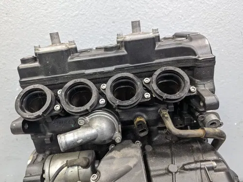 2006-2007 YAMAHA YZF R6 OEM Engine Motor Crankcase Cylinder Head Assembly Runner