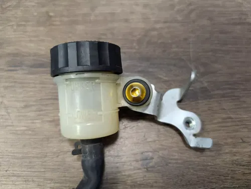 06-07 YAMAHA YZF R6 REAR BACK BRAKE MASTER CYLINDER W RESERVOIR 2C0-2583V-01-00