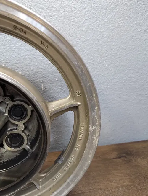 1995 YAMAHA VIRAGO 750 XV750 OEM LIGHT GOLD REAR WHEEL RIM - 42H-25338-01-P1