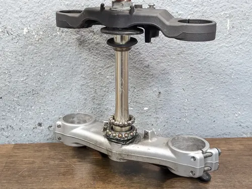 2004-2005 HONDA CBR 1000RR OEM FRONT FORKS CLAMP UPPER LOWER TRIPLE TREE STEM