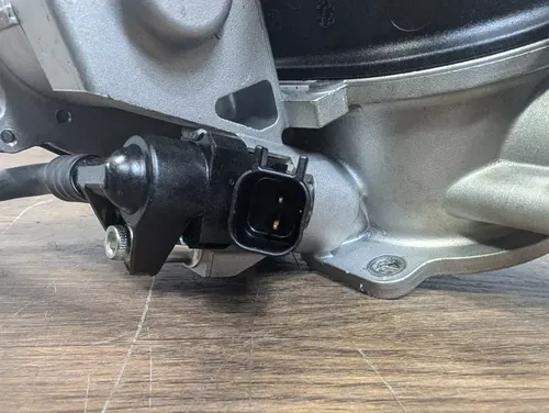 20-24 Ducati Panigale V2 955 OEM Throttle Body Injector Intake Carb - 28241121A