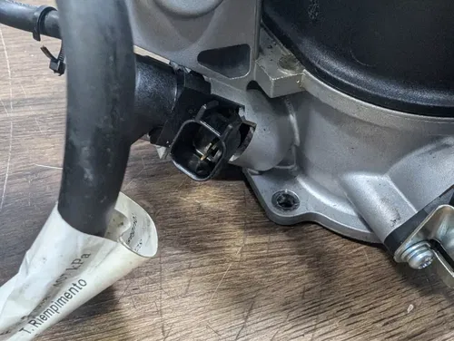 20-24 Ducati Panigale V2 955 OEM Throttle Body Injector Intake Carb - 28241121A