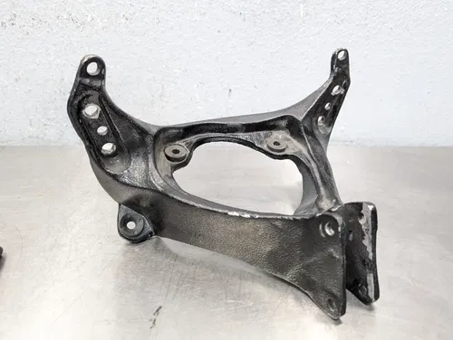 2007-2008 Suzuki GSXR 1000 OEM Front Upper Fairing Stay Headlight Bracket